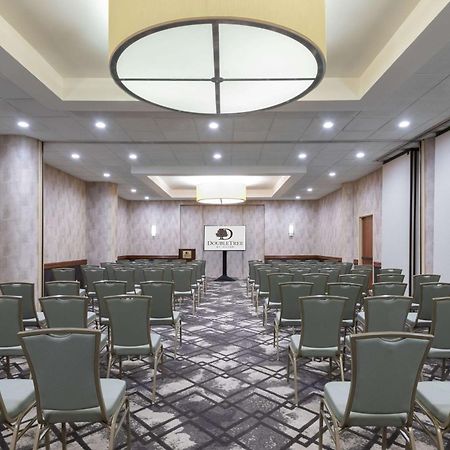 Doubletree By Hilton Hotel Denver - Aurora Extérieur photo