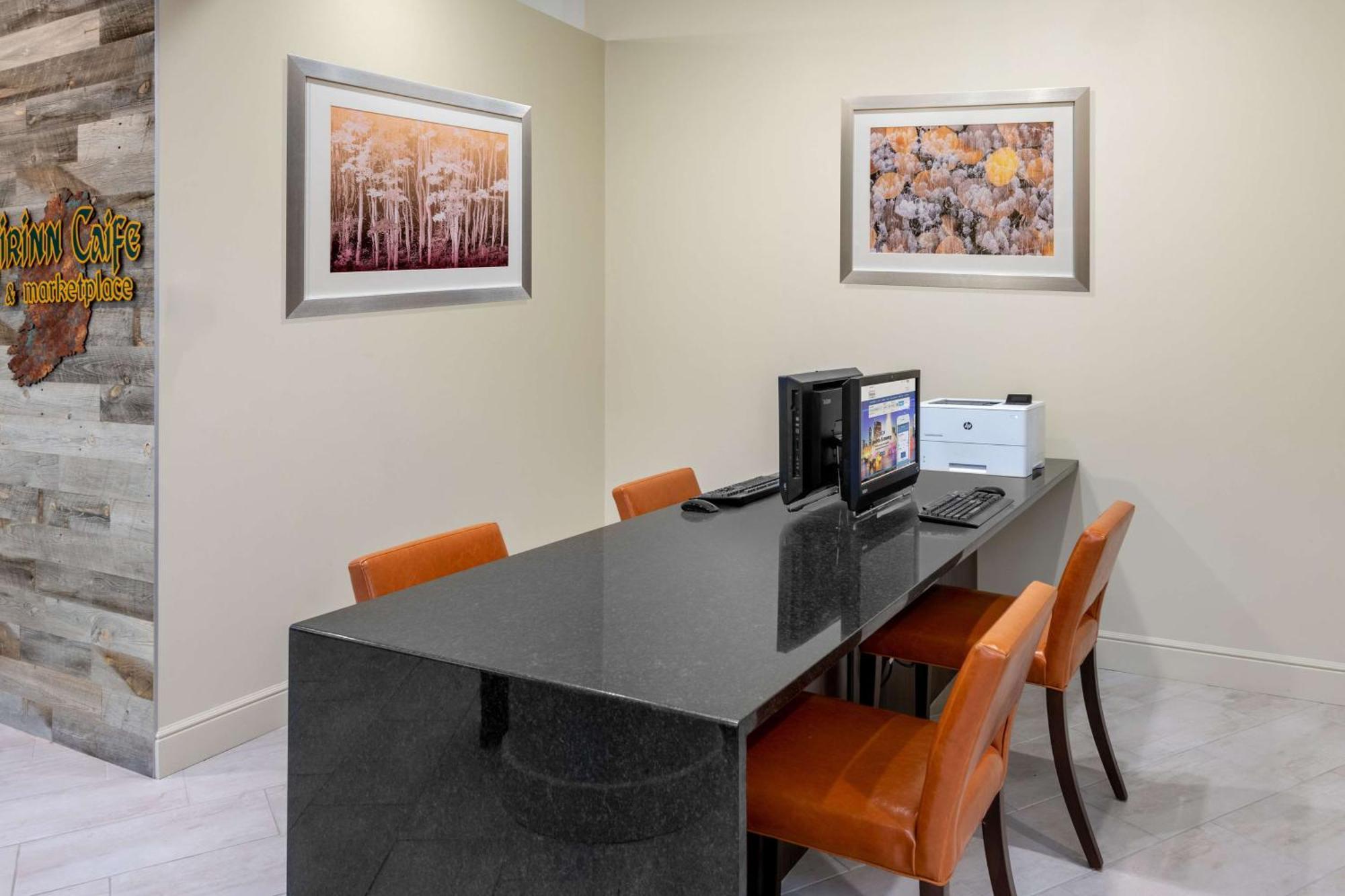 Doubletree By Hilton Hotel Denver - Aurora Extérieur photo