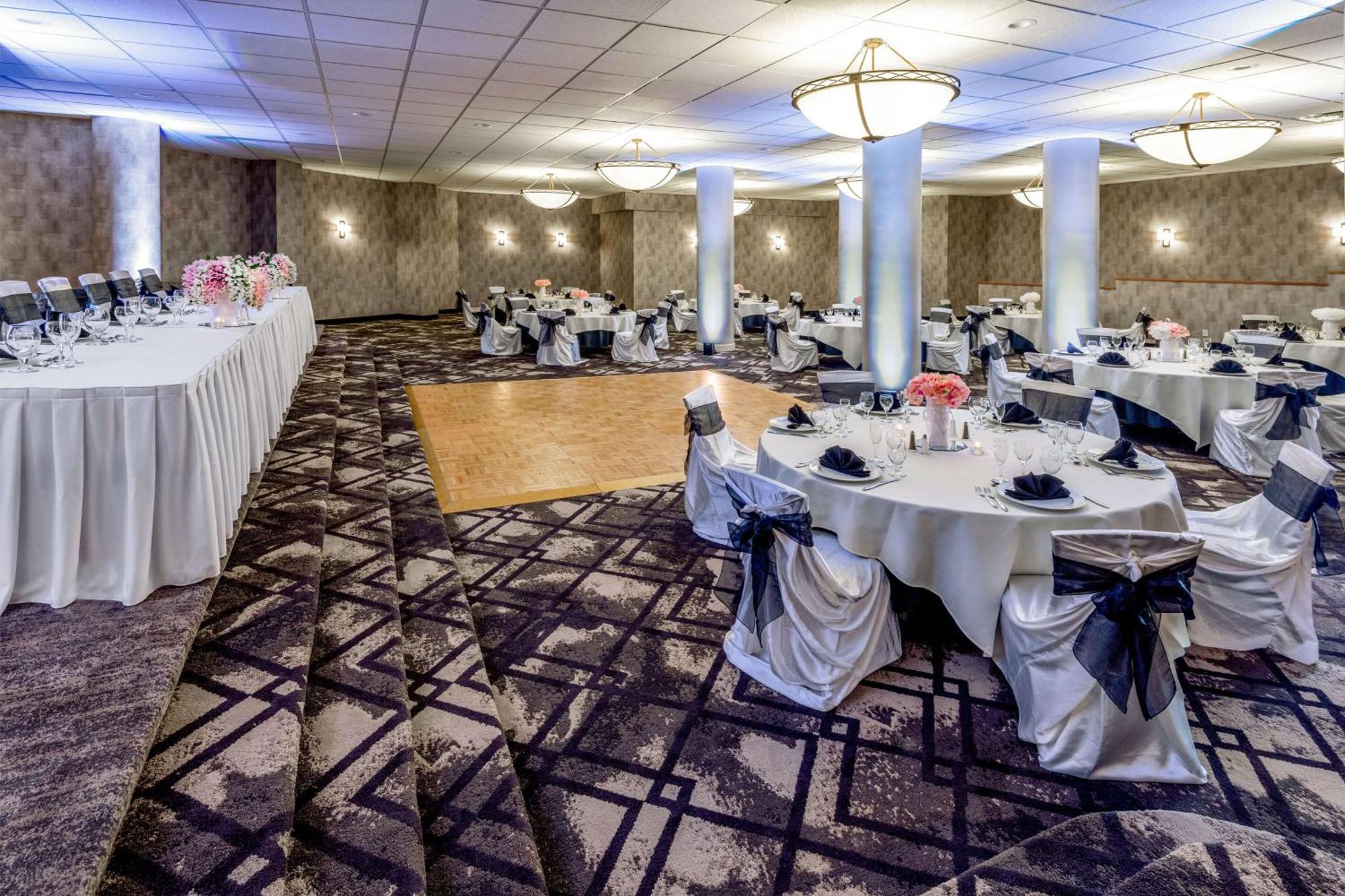 Doubletree By Hilton Hotel Denver - Aurora Extérieur photo