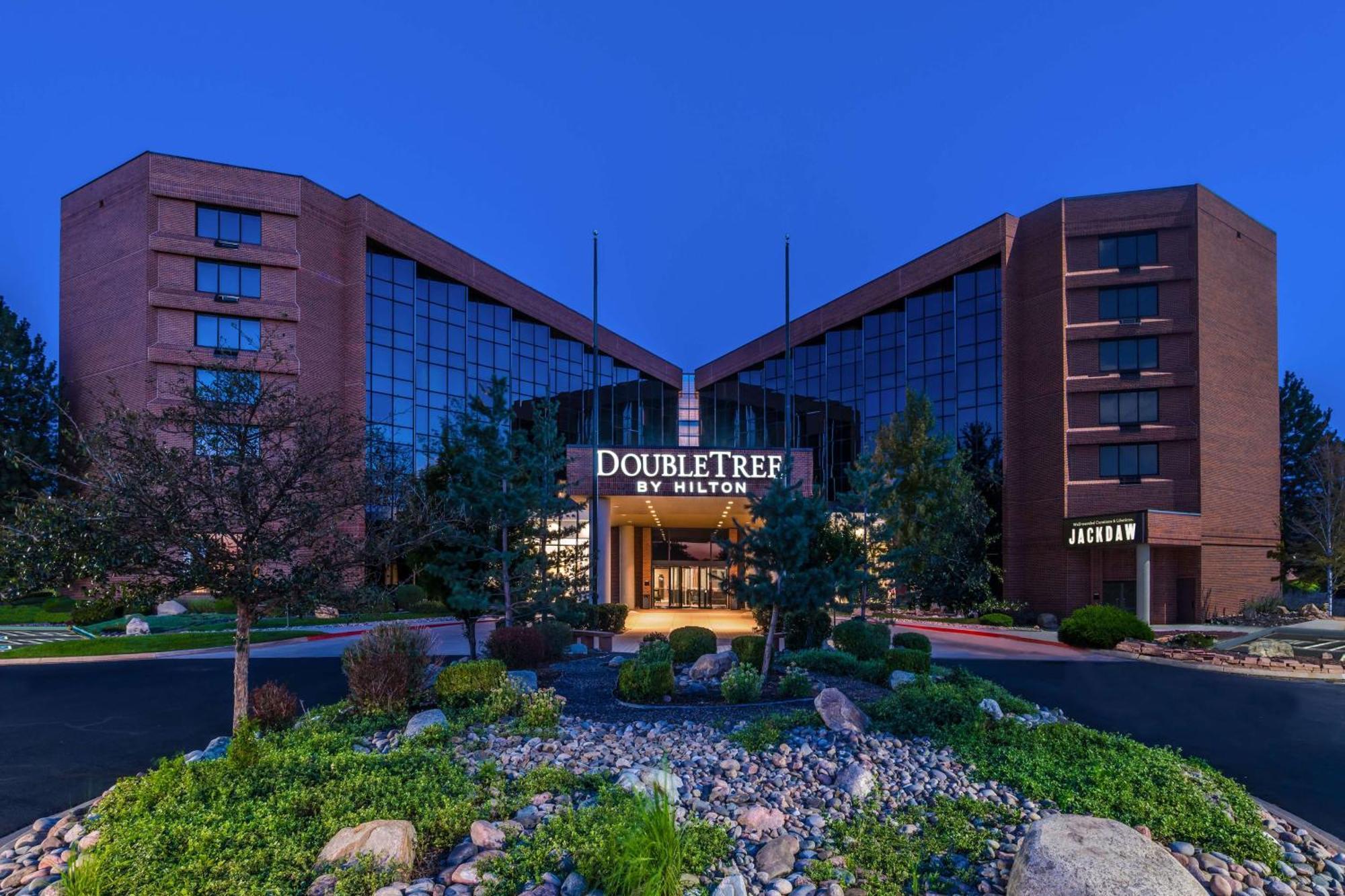Doubletree By Hilton Hotel Denver - Aurora Extérieur photo