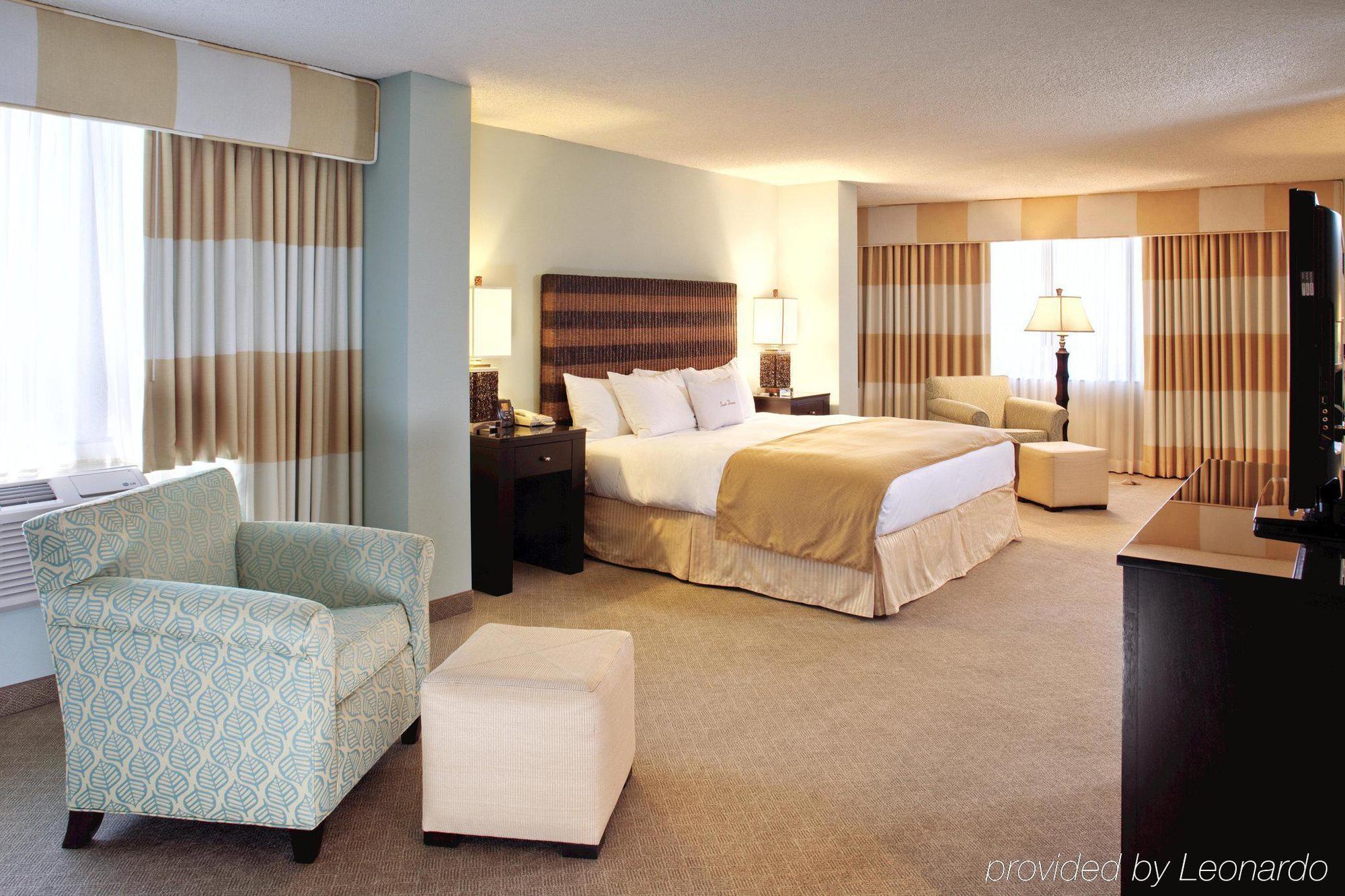 Doubletree By Hilton Hotel Denver - Aurora Extérieur photo