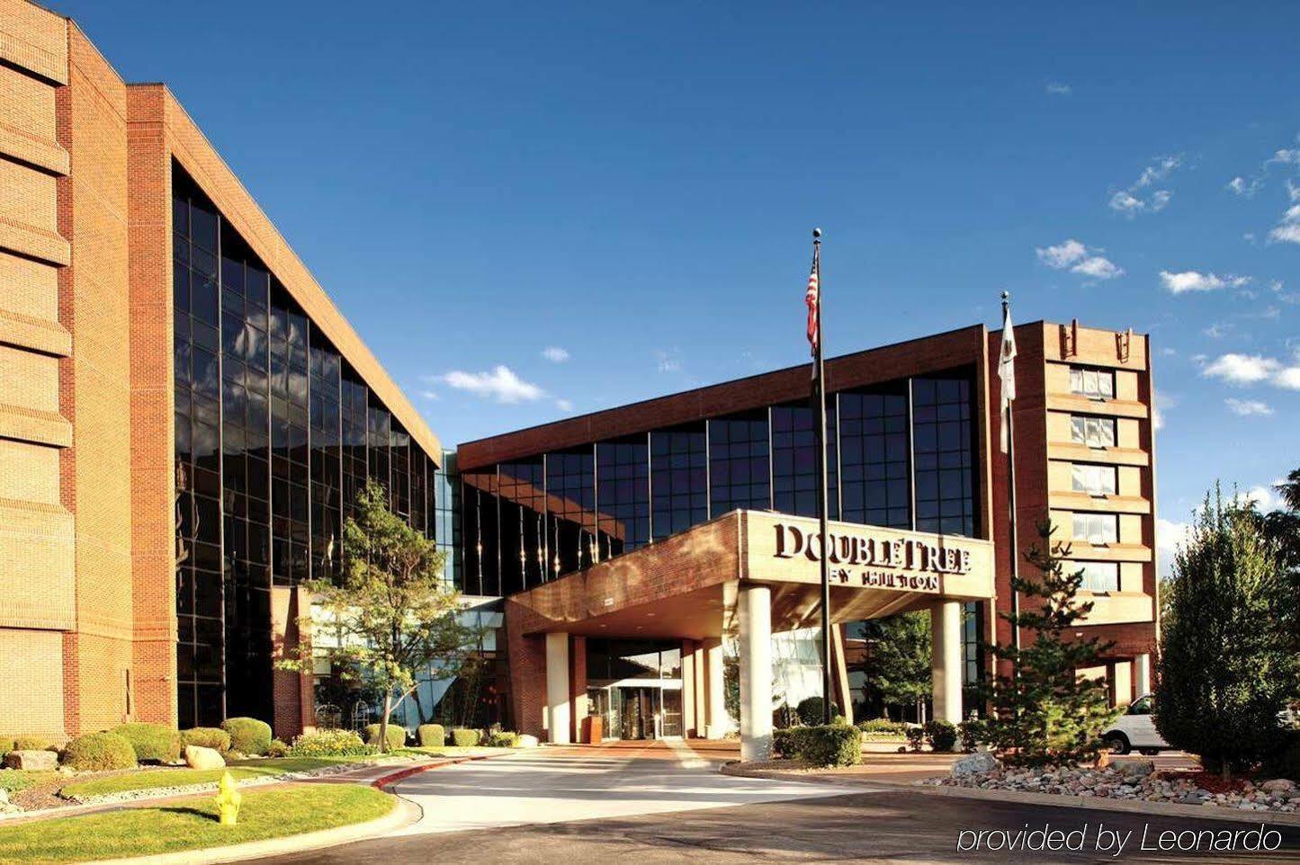 Doubletree By Hilton Hotel Denver - Aurora Extérieur photo
